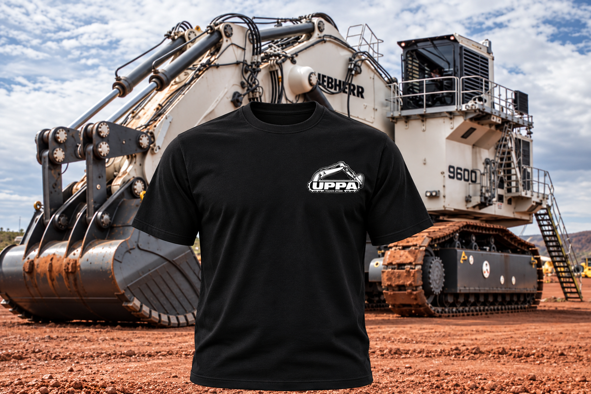 SWINGING DIGGERS TEE