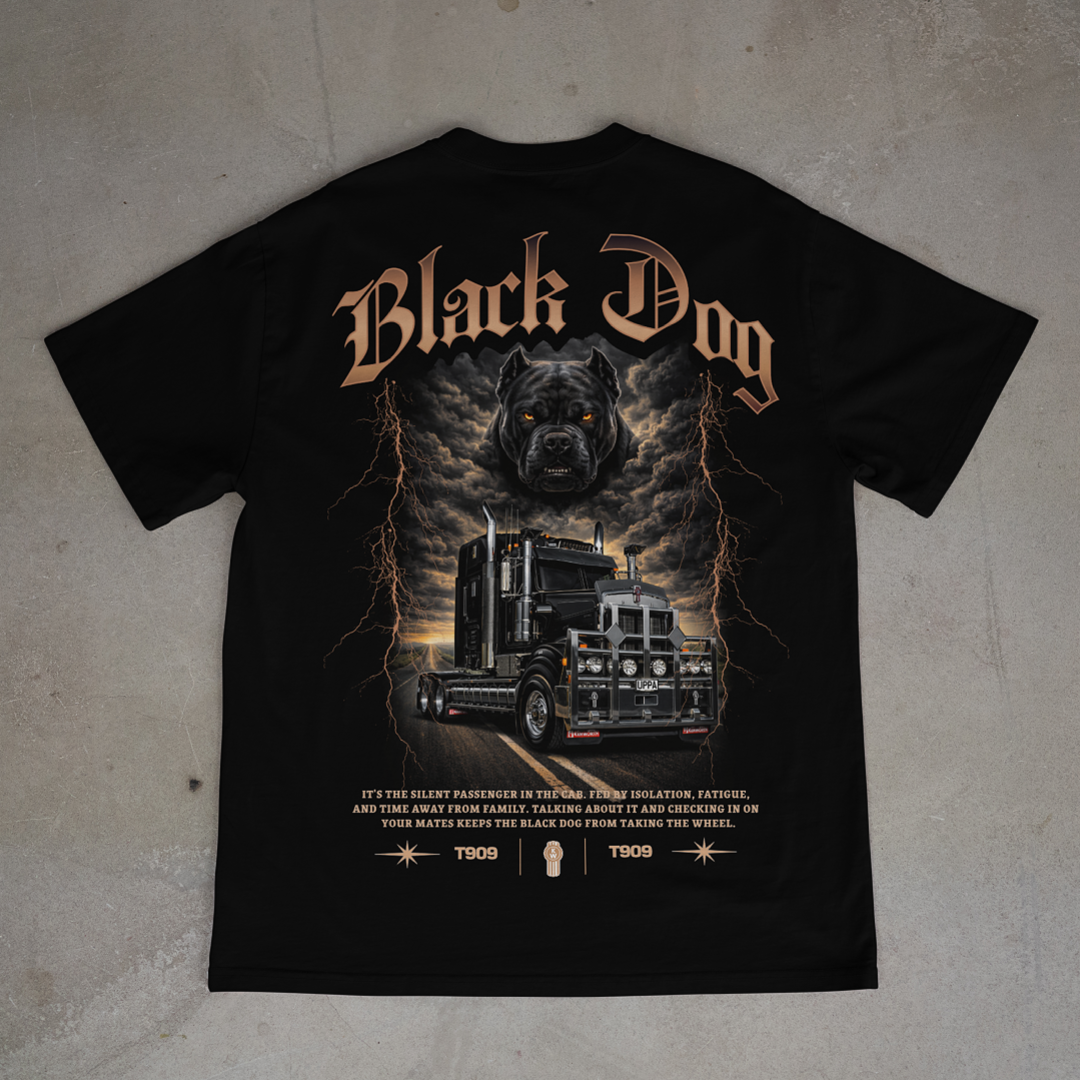 BLACK DOG TEE